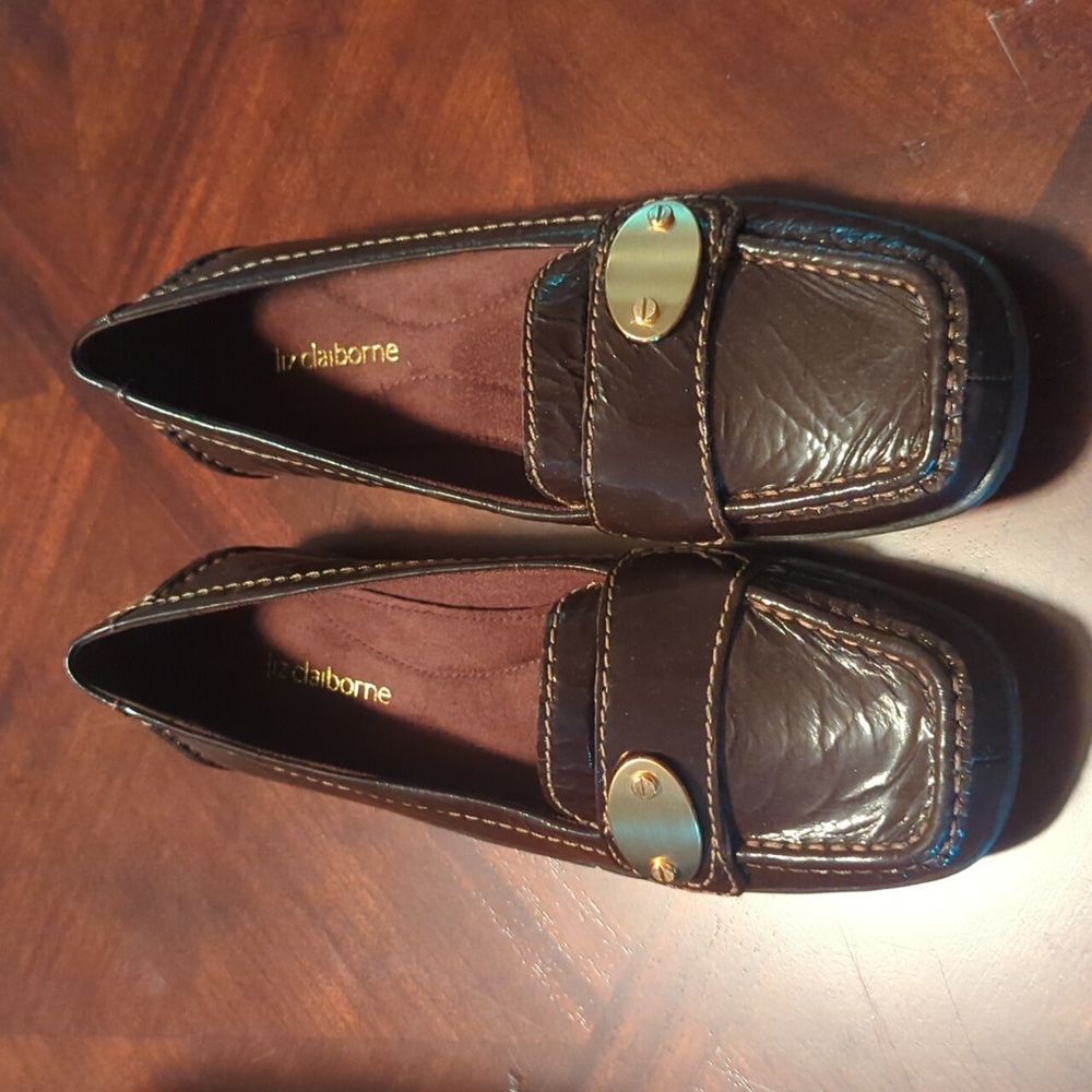 Liz Claiborne loafer, highland brown 6.5 M, never worn
